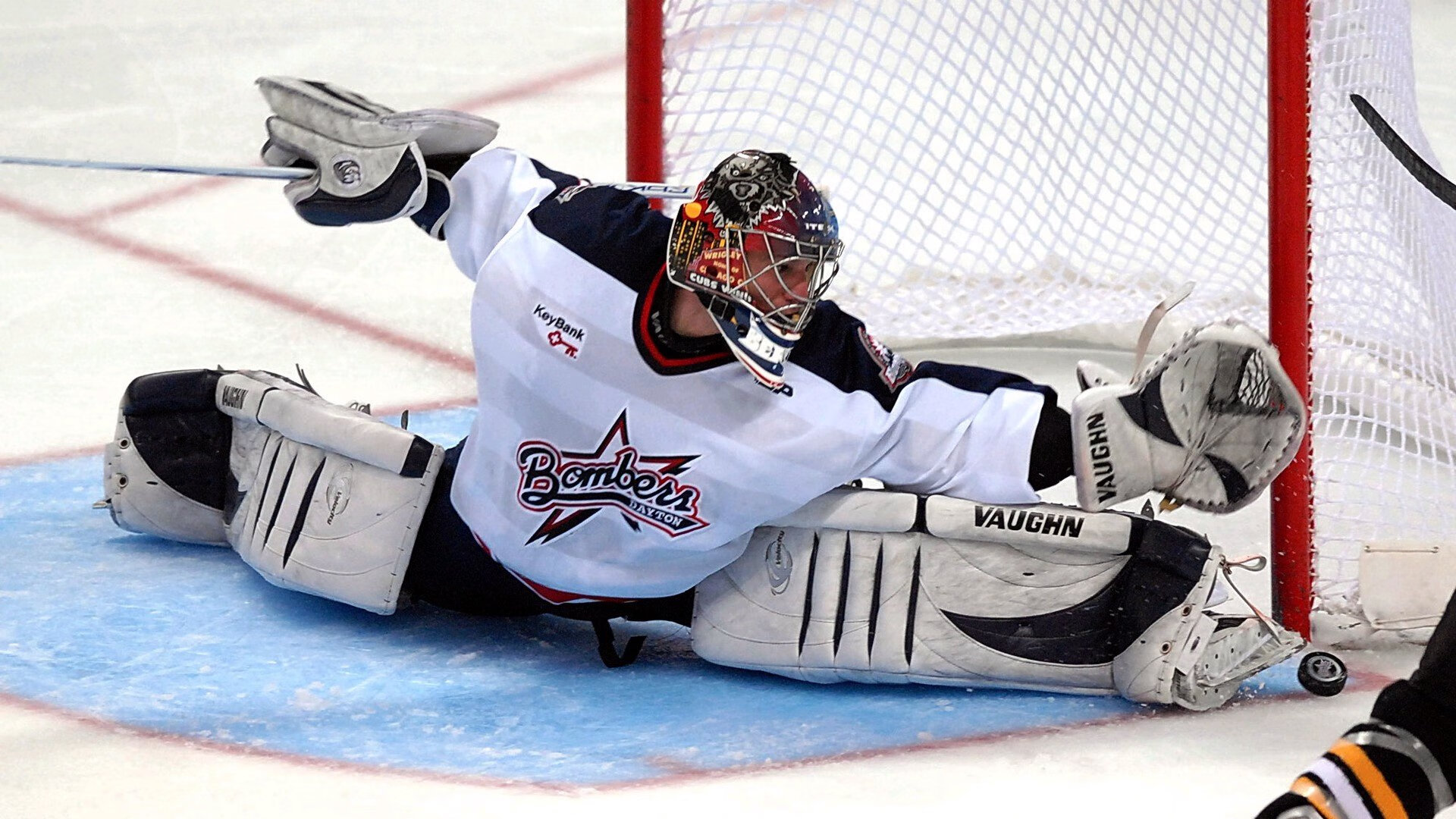 斯诺克国锦赛：中国选手提前锁定决赛一席，斯诺克国际赛